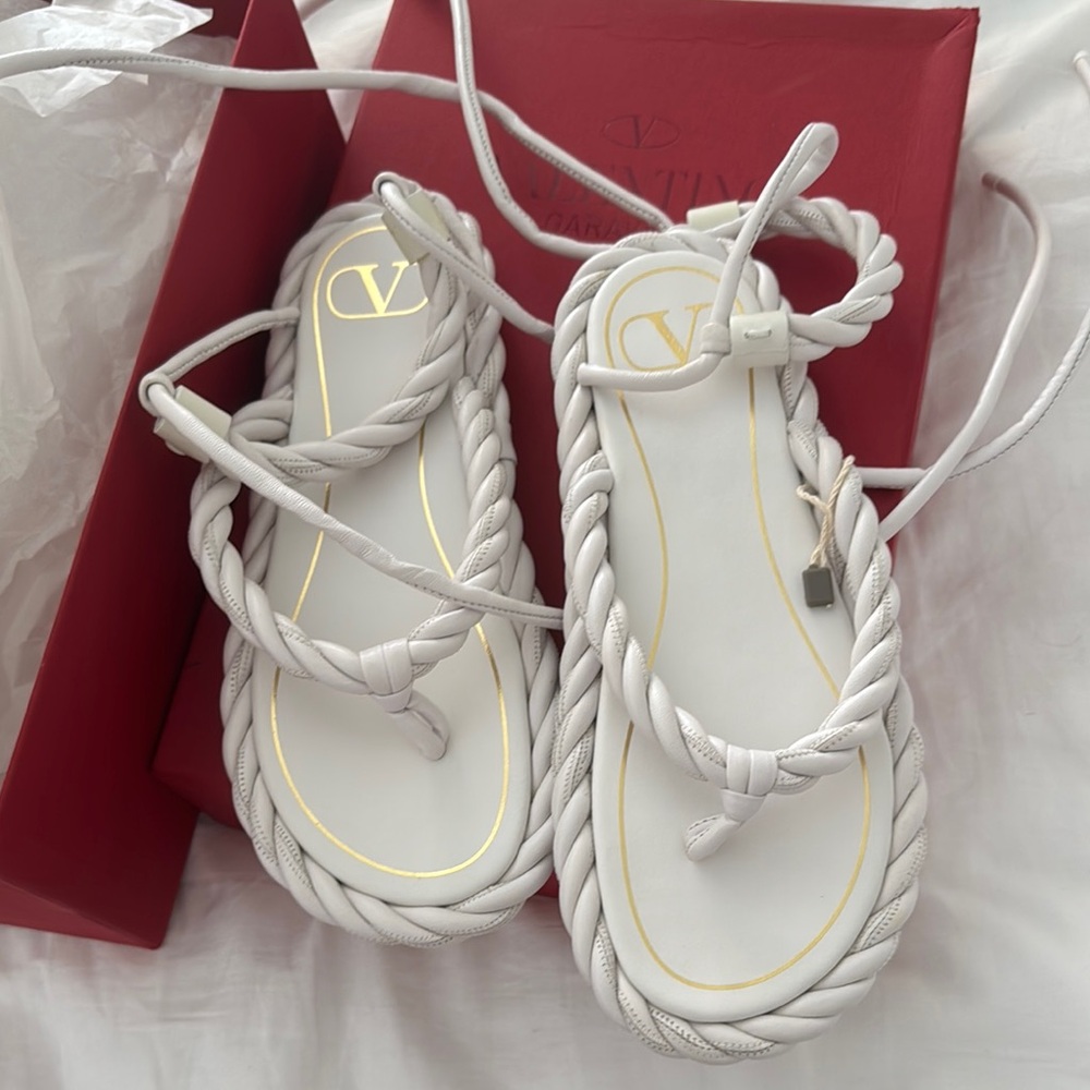 Valentino Garavani White Sandals New with original Box